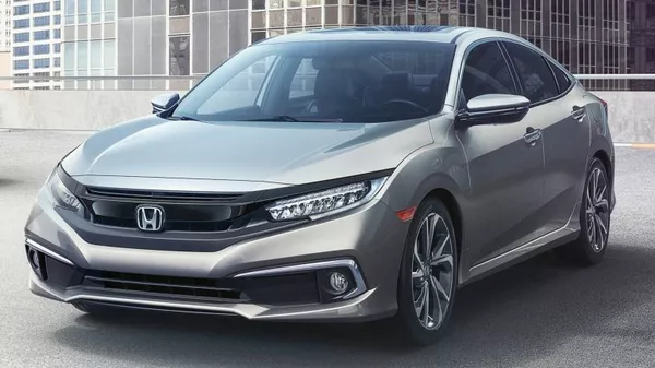 Angular front of the Honda Civic 2019