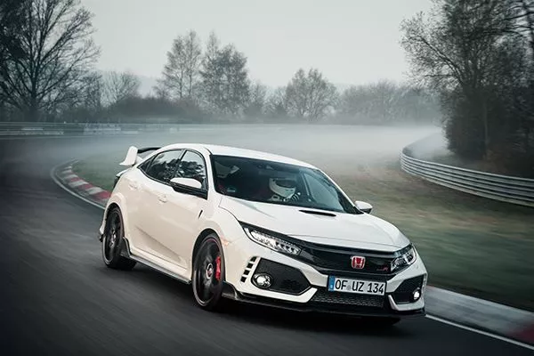 Honda CIvic Type R on the Road 