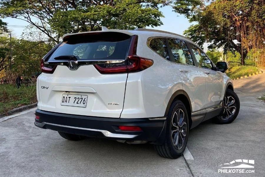 Honda CR-V rear view