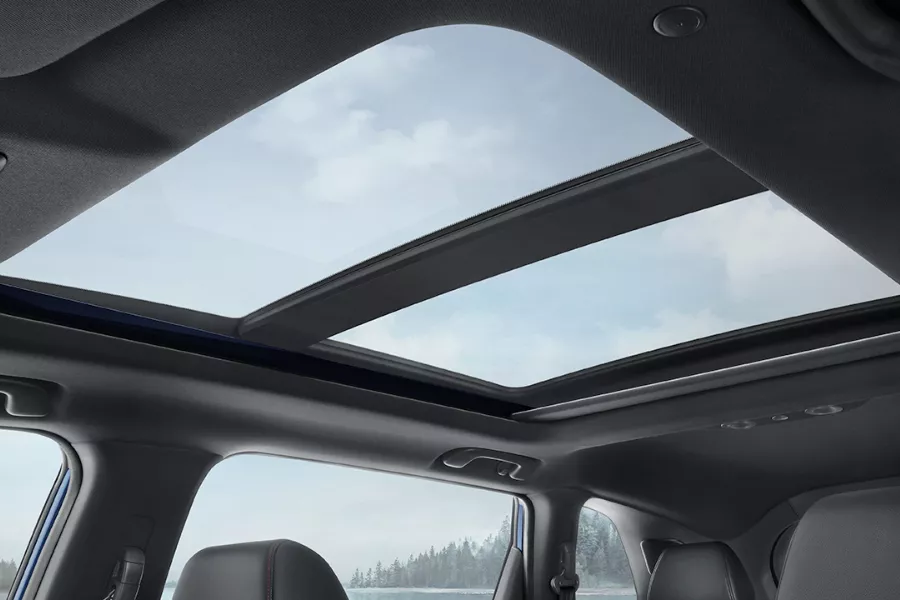 Honda CR-V panoramic sunroof