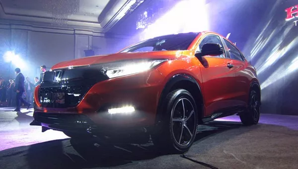 Angular front of the Honda HR-V 2018 facelift 