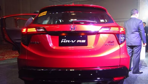 Honda HR-V RS 2018 facelift rear view