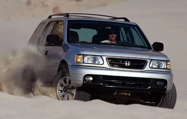 Honda Passport front view