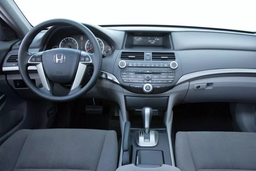 A picture of the interior of the 2011 Honda Accord