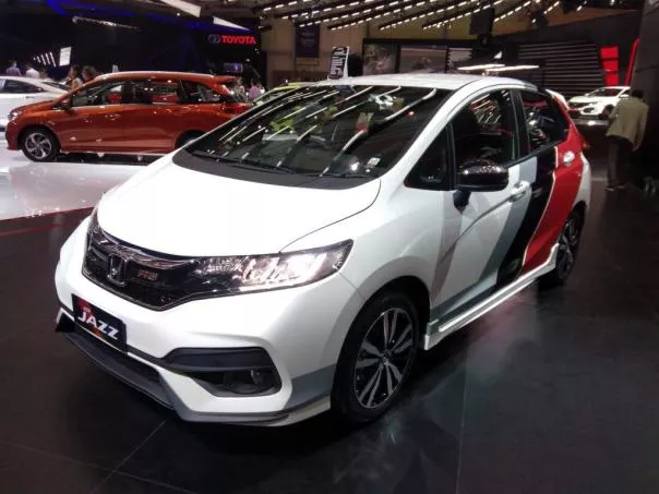 angular front of the new Honda Jazz