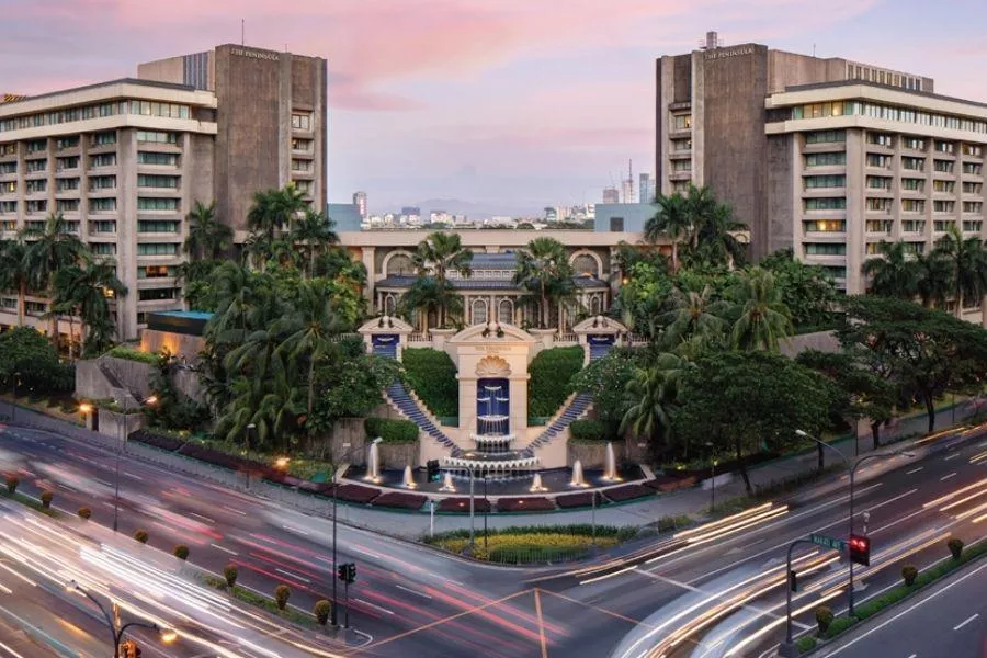 The Peninsula Manila facade