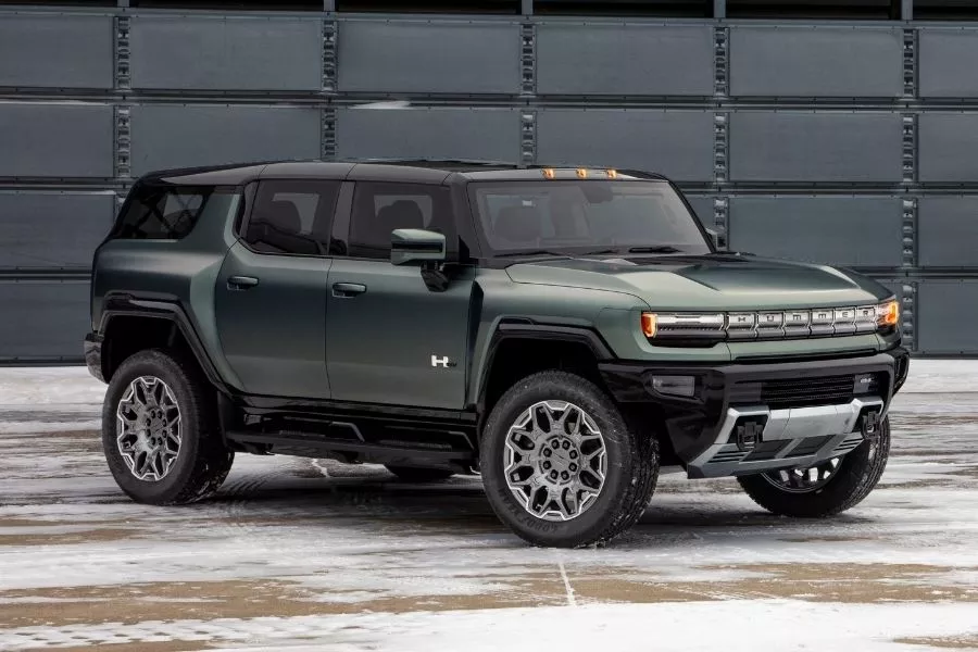 A picture of the Hummer SUV EV