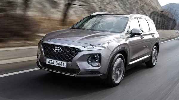 Hyundai Santa Fe 2019 on the road