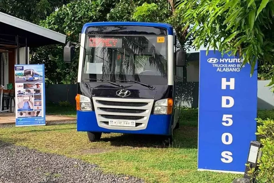 Hyundai HD50S Modern PUV front view