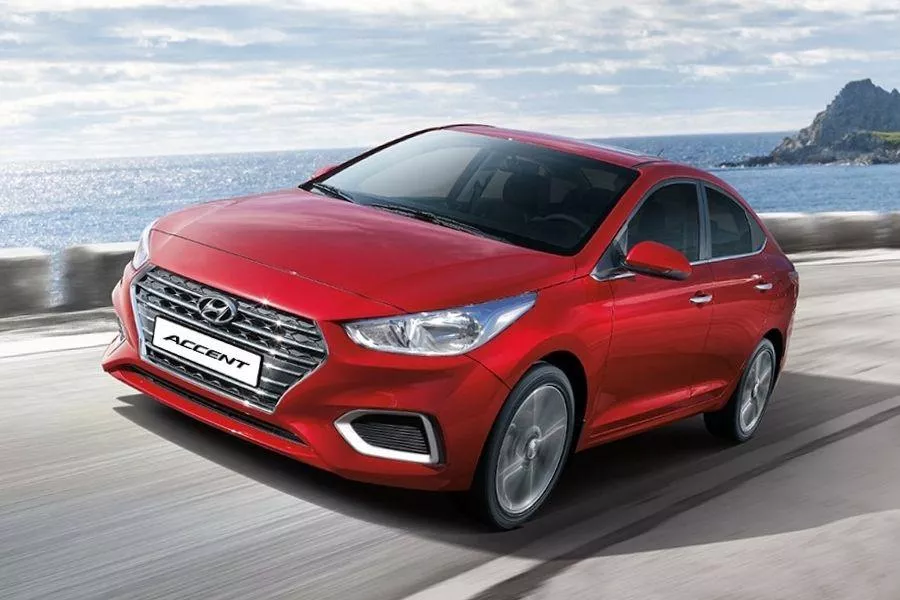 Hyundai Accent front view