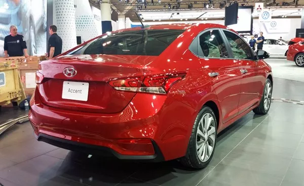 Hyundai Accent 2018 angular rear
