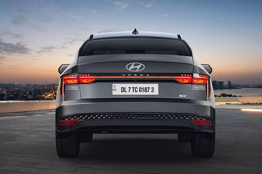 Hyundai Accent rear view