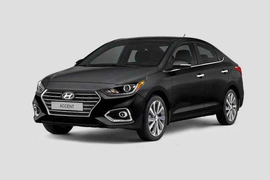 Hyundai Accent color in black