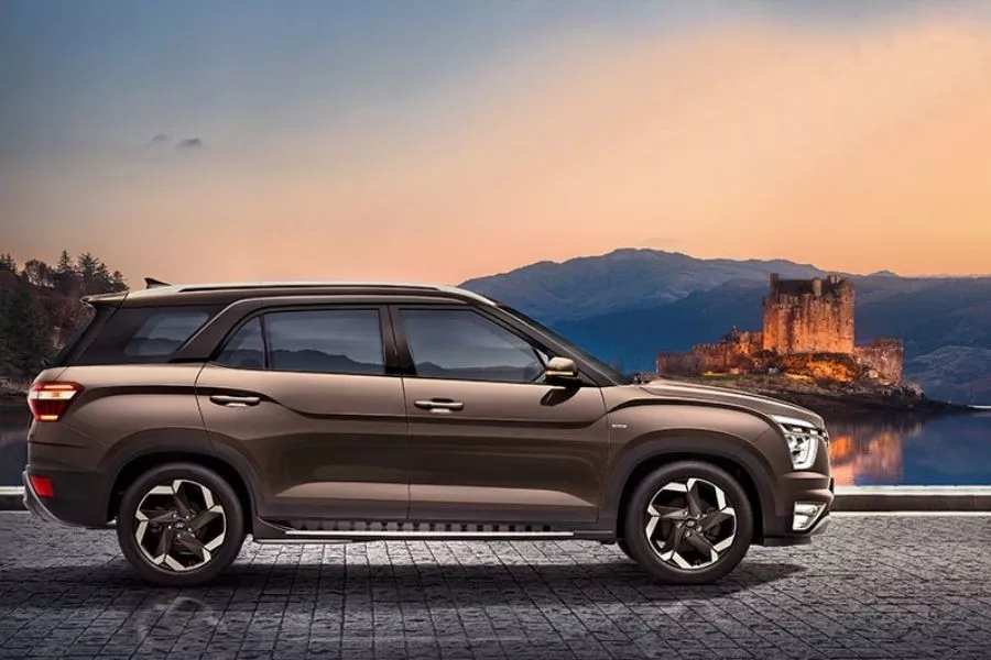 Hyundai Alcazar side view