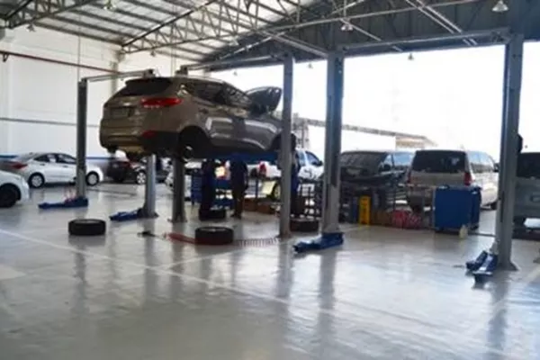 Service bay of Hyundai