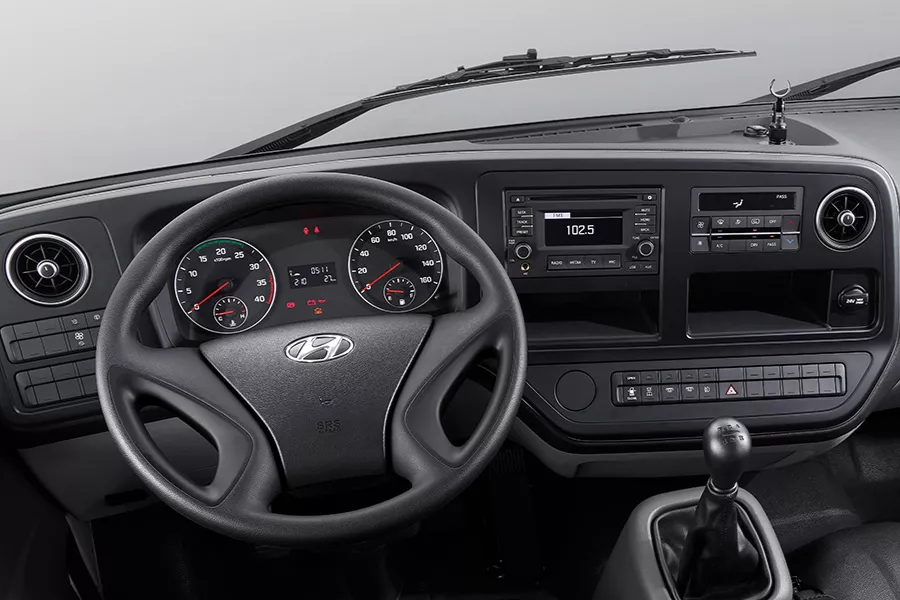 Hyundai County New Breeze dashboard