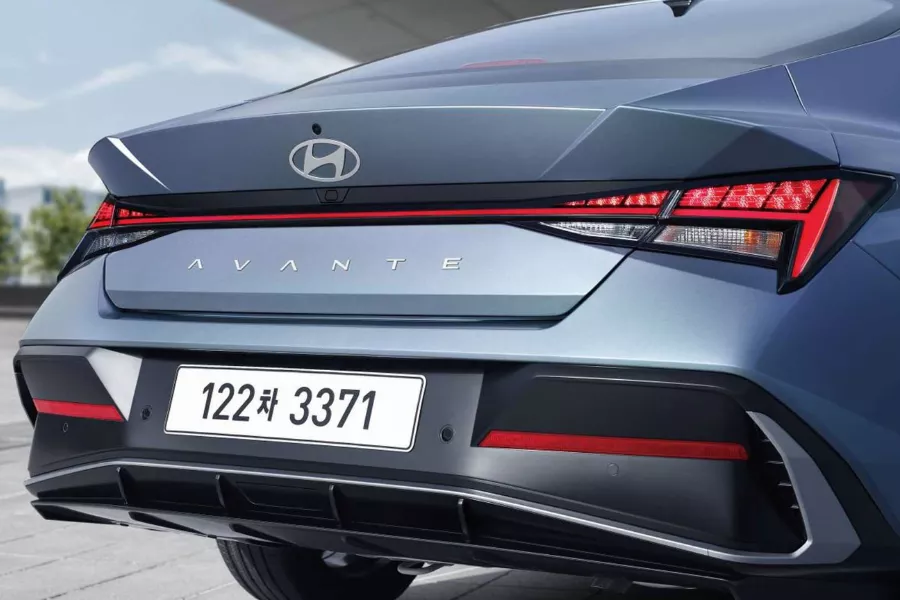 Hyundai Elantra rear view