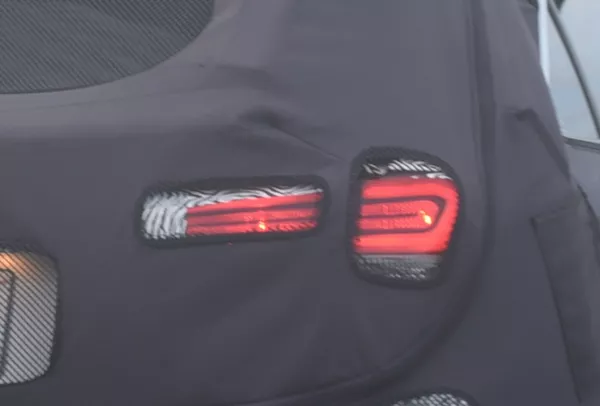 spied shot of the facelifted Hyundai i20 Active 2018