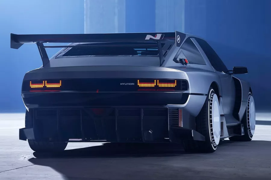 N Vision 7 rear view