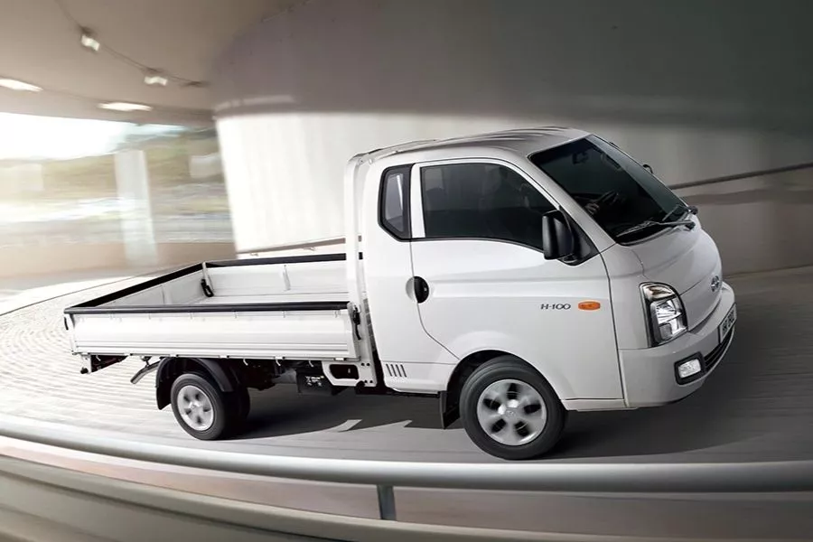 Hyundai Porter front view