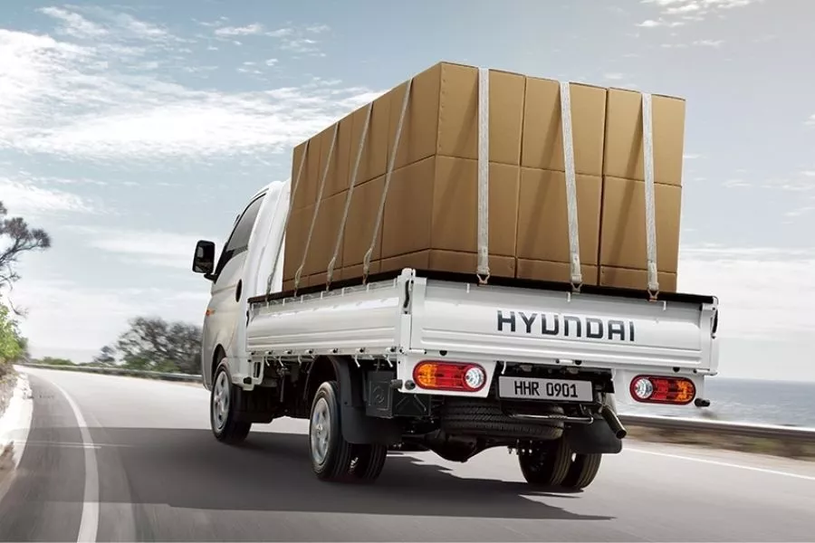 Hyundai H-100 rear view
