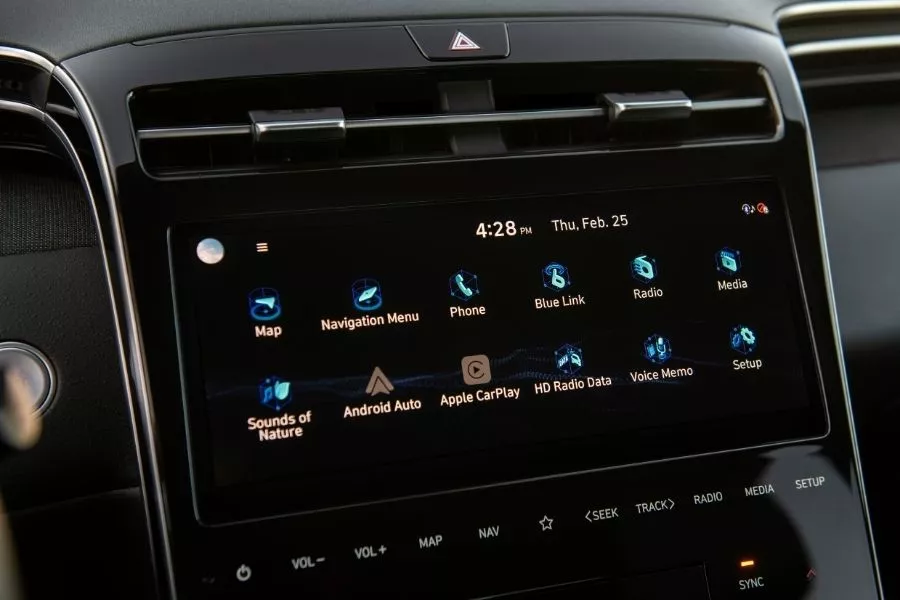 Hyundai Santa Cruz infotainment screen