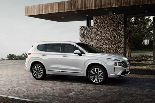 Side view of the new Santa Fe