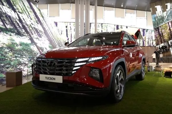 Front view of a red Tucson