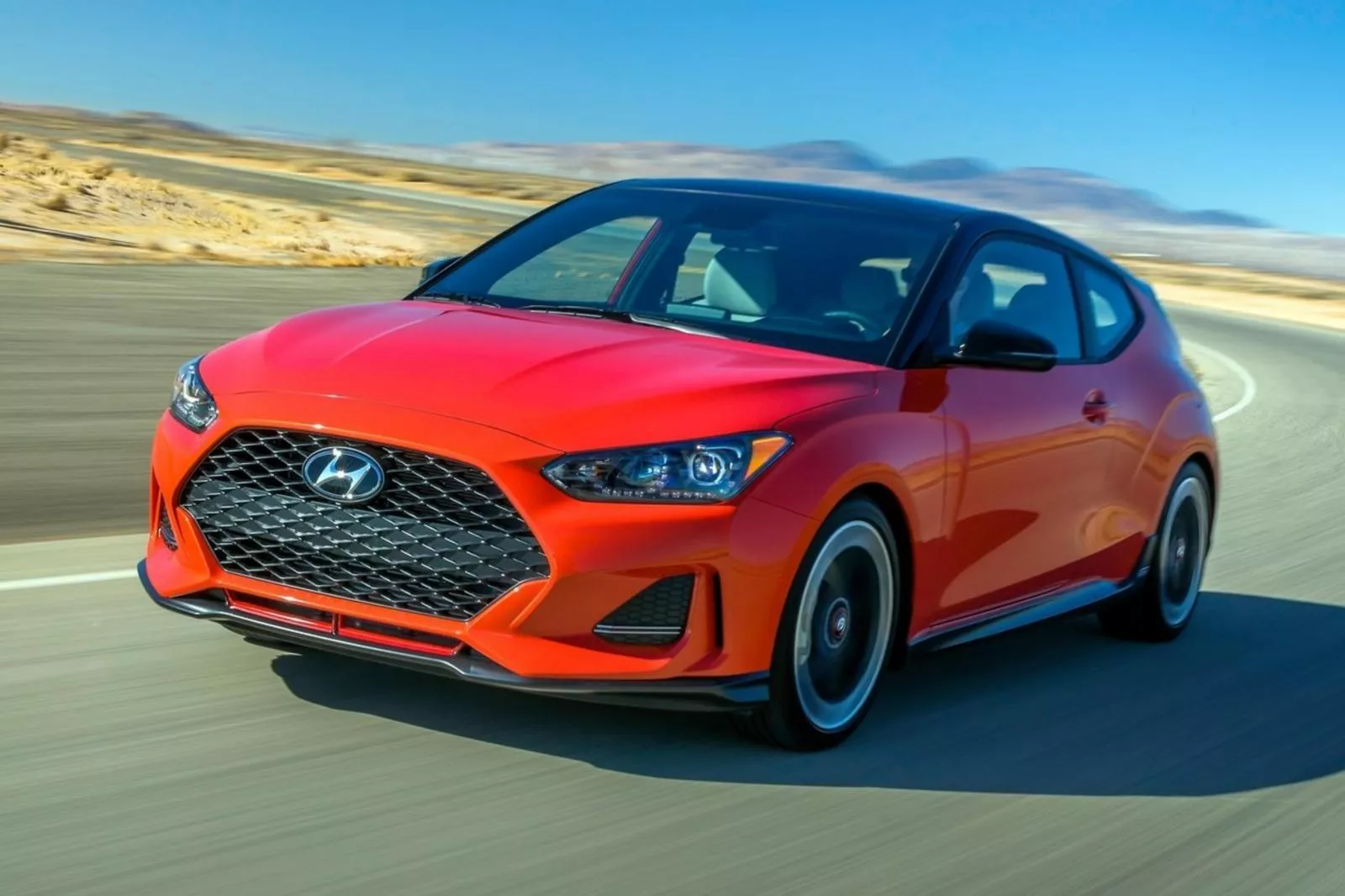 Hyundai Veloster front view