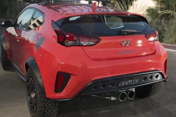 The rear end of the Hyundai Veloster Grappler concept