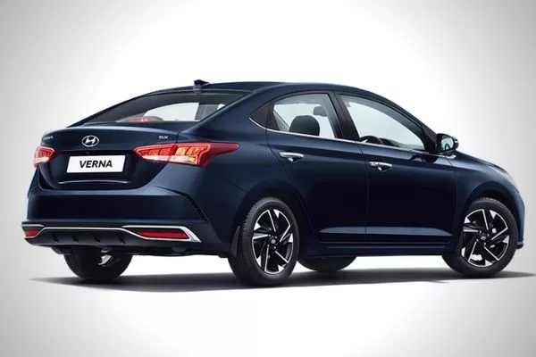 A side/rear view of the Hyundai Verna/Accent highlighting the rear and the wheels