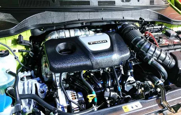 Engine bay of the Hyundai Kona 2018 at MIAS 2018