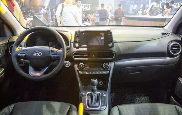 Cockpit of the Hyundai Kona 2018 at MIAS 2018