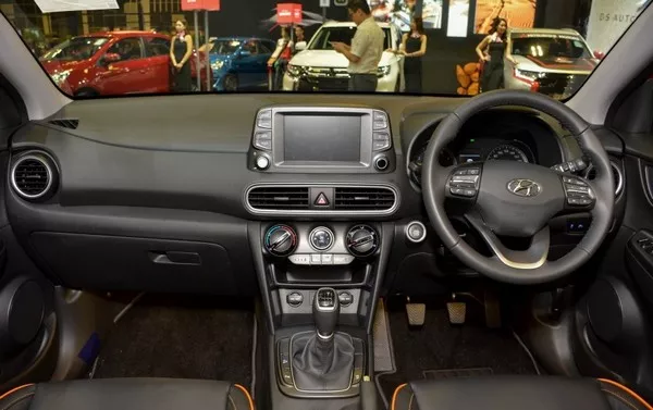 Hyundai Kona 2018 dashboard