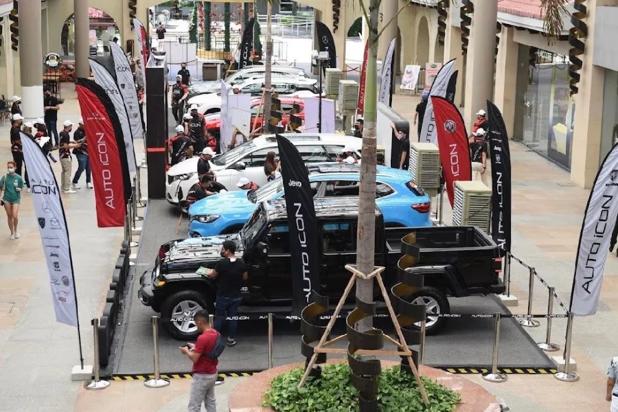 Iconic Drive 2022 car event in the Philippines