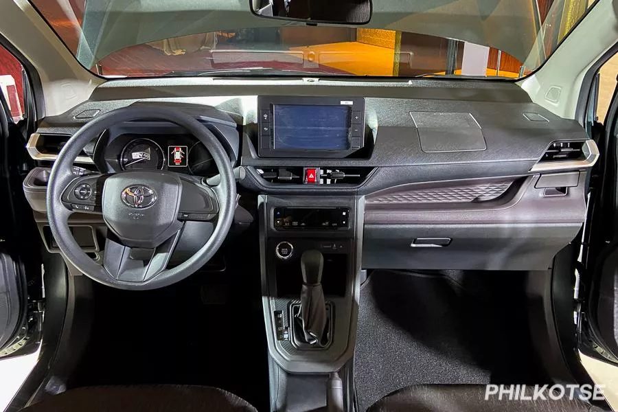A peek inside the new Avanza's cockpit A picture of the new Avanza's cabin.