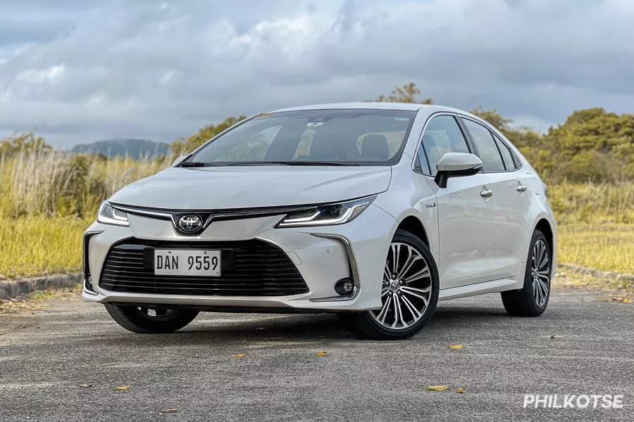 Toyota Corolla Altis front view