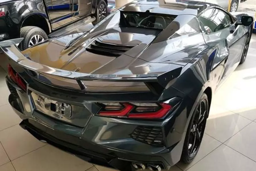 C8 Corvette rear