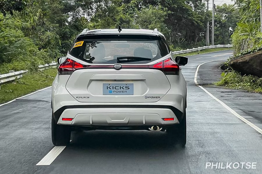 The Nissan Kicks e-Power from the rear.