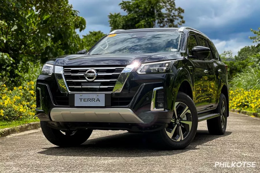 2022 Nissan Terra front shot