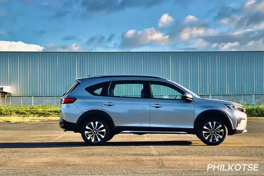 2023 Honda BR-V side shot