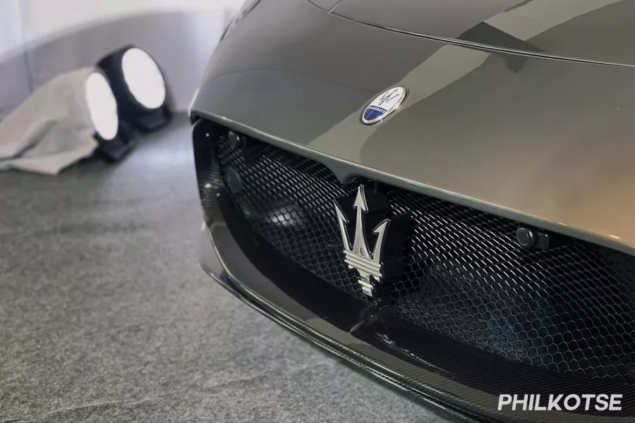 Maserati trident