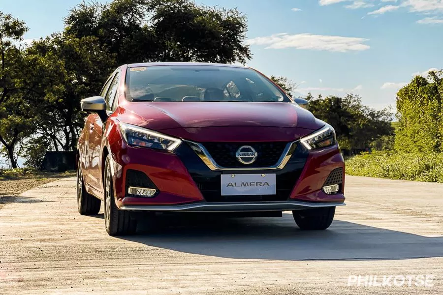Nissan Almera front view