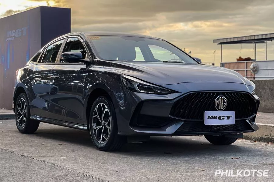 A picture of the MG GT.