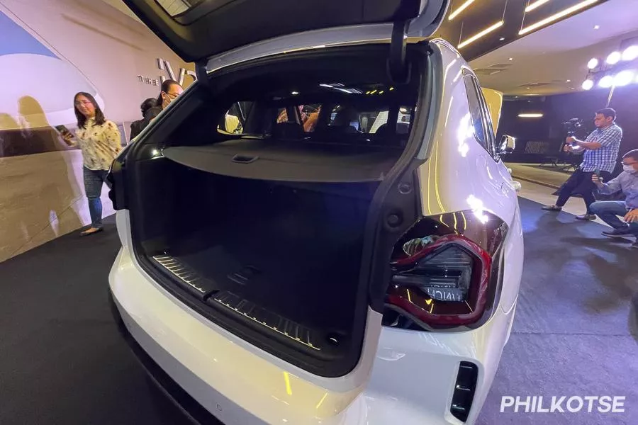 2023 BMW iX3 cargo bay