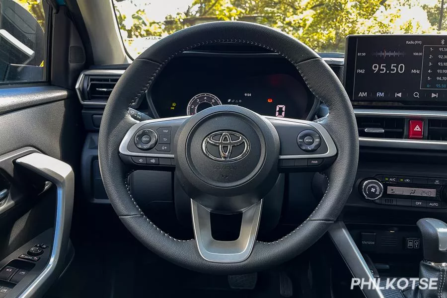 Toyota Raize steering wheel