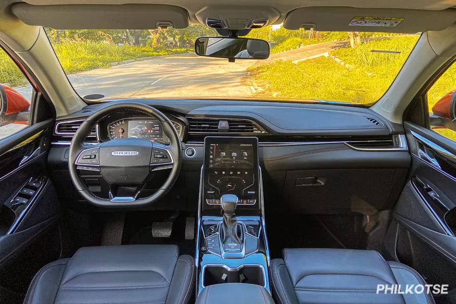 A picture showing the Maxus D60's front cabin.