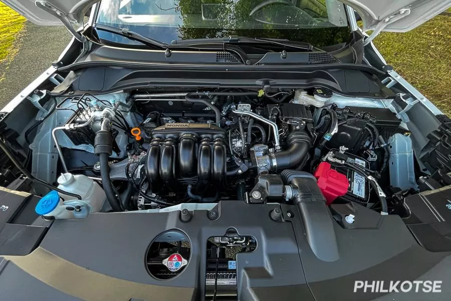 A picture of the HR-V S's engine.