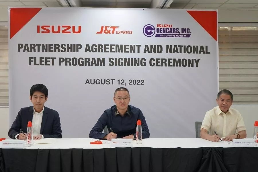 Isuzu Philippines renews partnership with J&T Express