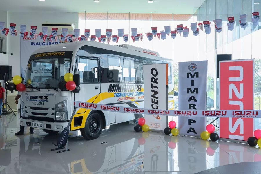 Isuzu Calapan turnover ceremony